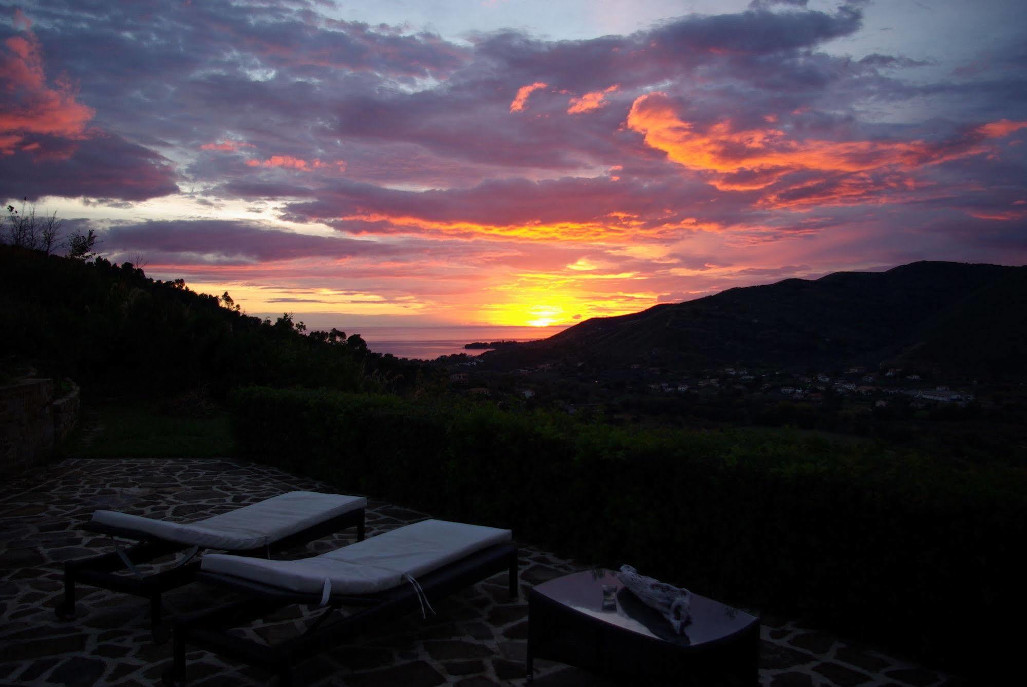Sulle Onde Della Collina Villa Montecorice Eksteriør bilde